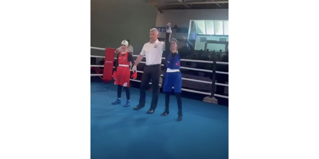 Kozanlı Azra Nur Çetin Boks Avrupa Şampiyonasında yarı finalde