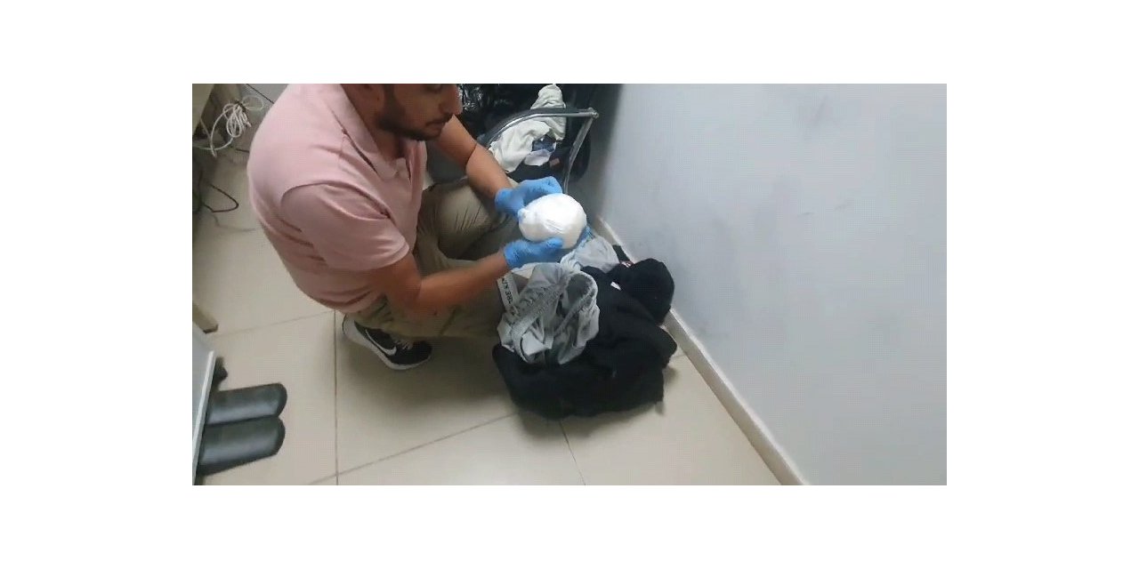 İlçeye uyuşturucu sokmaya çalışırken yakalandılar
