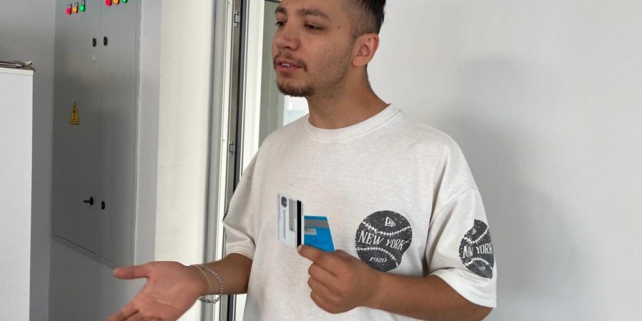 Dolandırıcılar, yemek siparişi verilen bir uygulamada kayıtlı kredi kartı hackledi