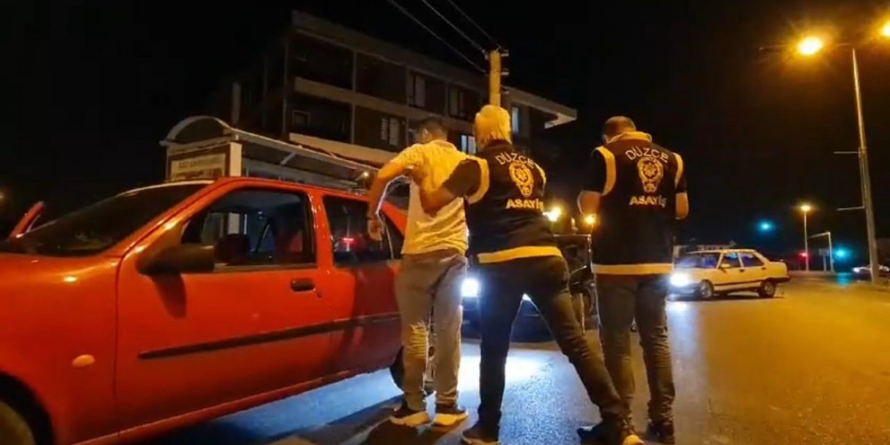 2 saatlik uygulamada 6 ruhsatsız silah ele geçirildi