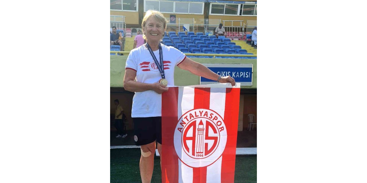 Türkiye Masterler Şampiyonası’na Antalyaspor damga vurdu