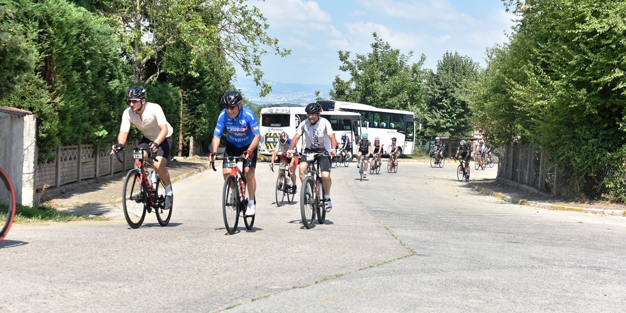 Gencinden yaşlısına Türkiye’nin dört bir yanından bisiklet yarışı için geldiler