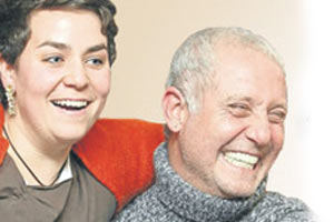 Ünlü müzisyen eşinden boşandı