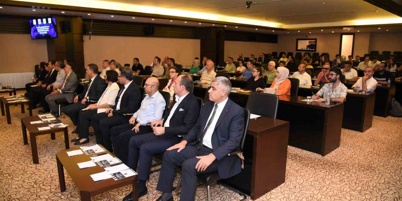 GSO’da, yalın dönüşüm desteği ve model fabrika uygulamaları bilgilendirme toplantısı yapıldı