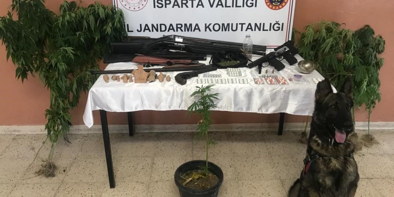 Isparta’da uyuşturucu operasyonu: 12 gözaltı