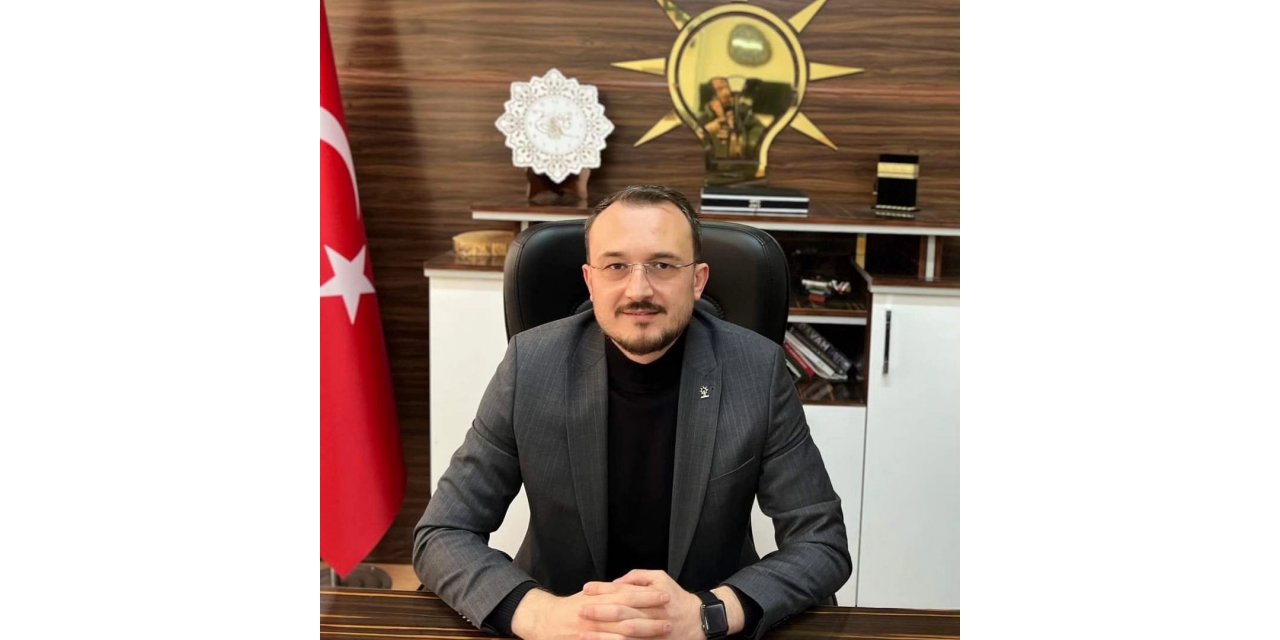 AK Parti’de Ahmet Kulat istifa etti