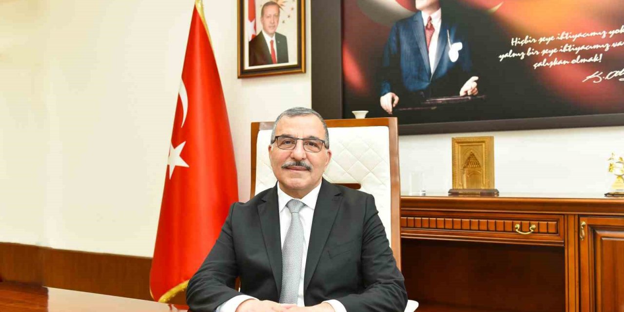 Rektör Gavgalı: “Yeni öğrencilerimizi bu yolculukta yanımızda görmekten mutluluk duyacağız”