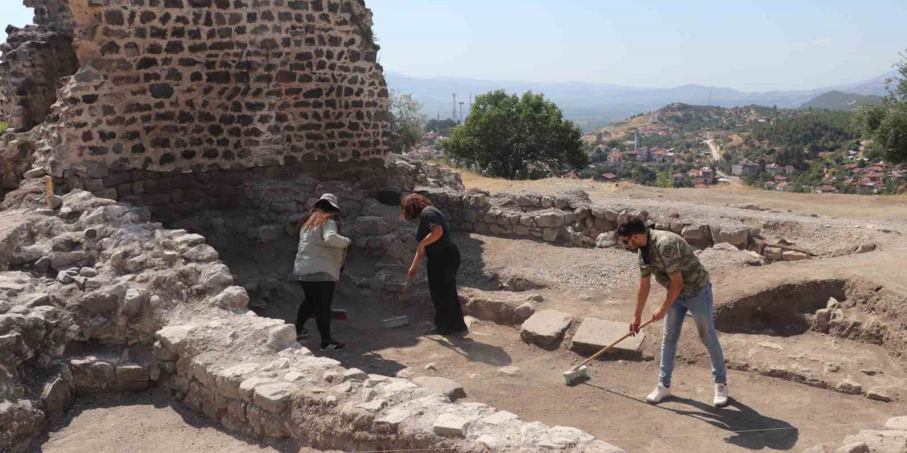 Anadolu’nun ikinci en büyük kalesinde kazı çalışmaları devam ediyor