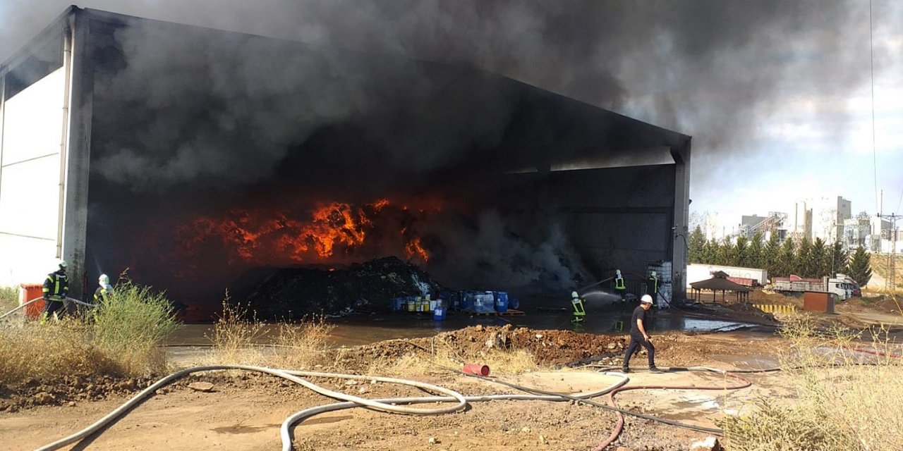 Katı atık bertaraf tesisinde yangın