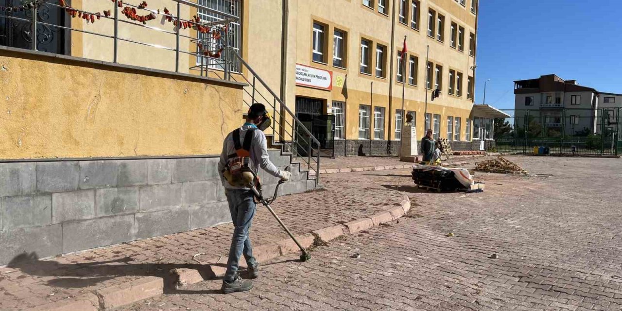 Hacılar’da Okullar Yeni Döneme Hazırlanıyor