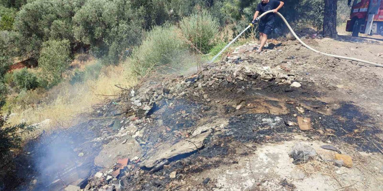 Kaz Dağları’nda çıkan yangın ormancıların hızlı müdahalesiyle söndürüldü