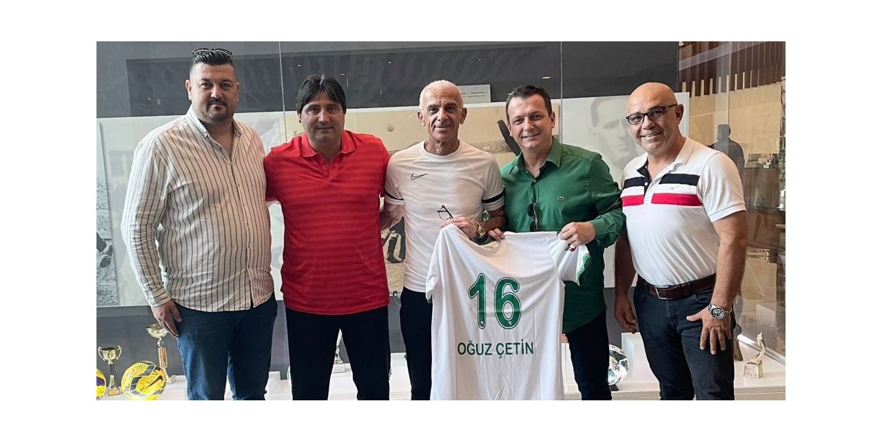 Bursaspor yönetimi, Oğuz Çetin’i ziyaret etti