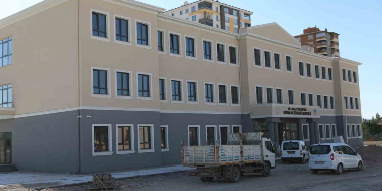 Keriman Erkan İlkokulu ve Rasime Erkan Anaokulu’nda sona doğru