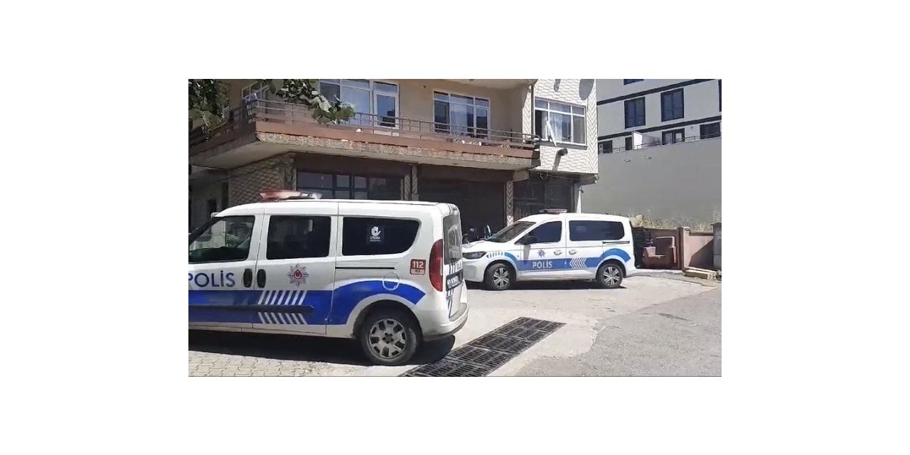 Ablası tarafından asılı halde bulunan genç öğretmen kurtarılamadı