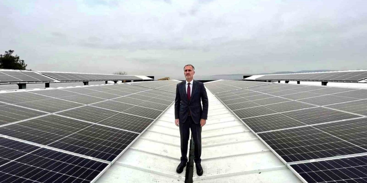 Enerjisini güneşten alan tesis