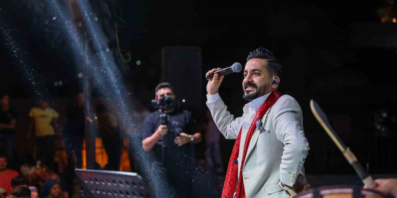 Mahallemde konser var etkinliklerine yoğun ilgi