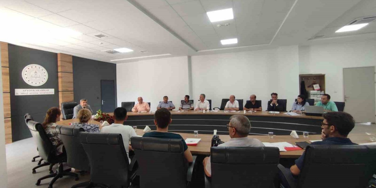 Afyonkarahisar’da Halk Eğitim Merkezleri’nde açılan kurslar değerlendirildi