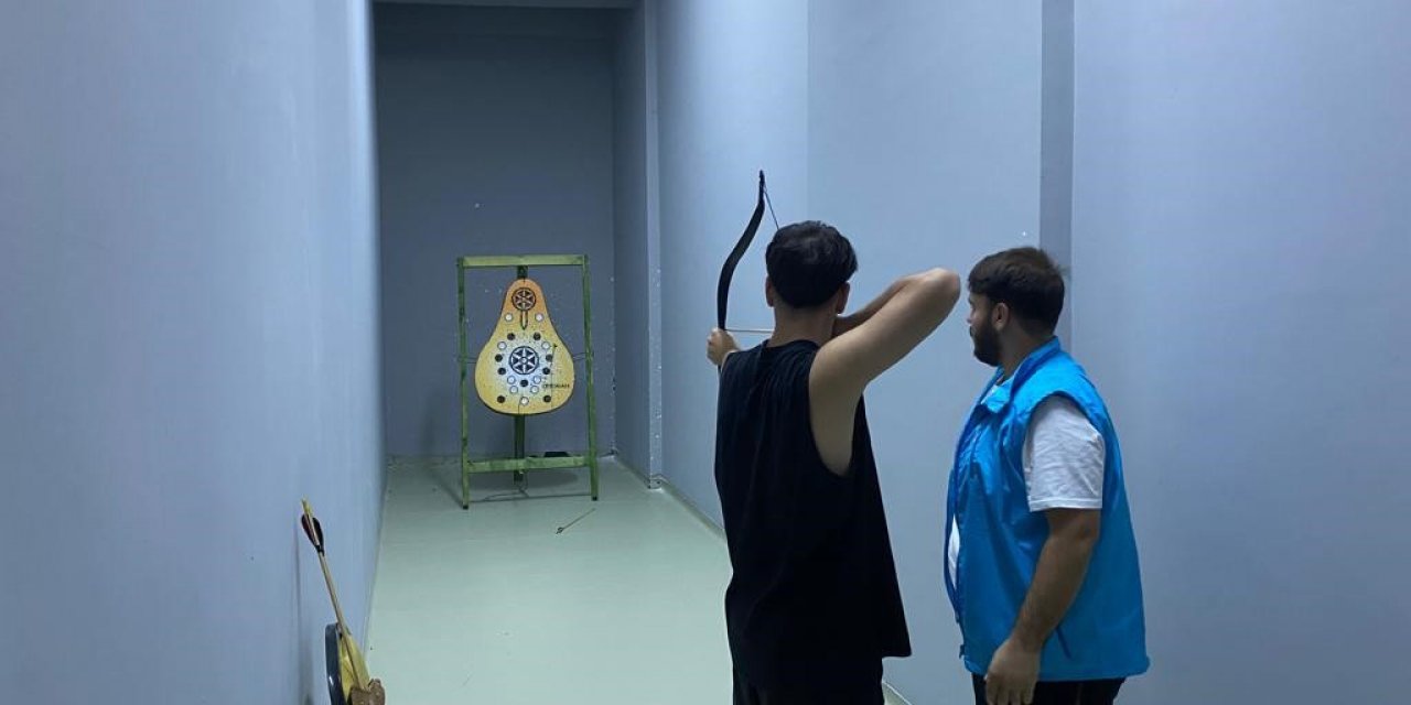 Gaziosmanpaşalı gençler, kamp etkinliklerinde buluştu