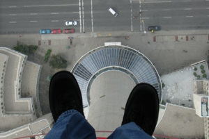 Yer ayağınızın altından kayıyor mu?