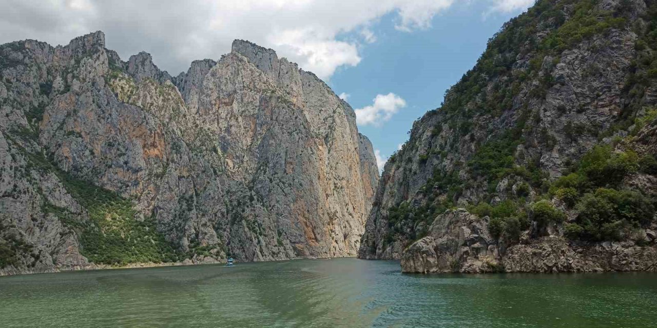 Prof. Dr. Demir: “1 milyara yakın kişi su kıtlığı sebebiyle yaşadıkları yeri terk etmek zorunda kalabilir”