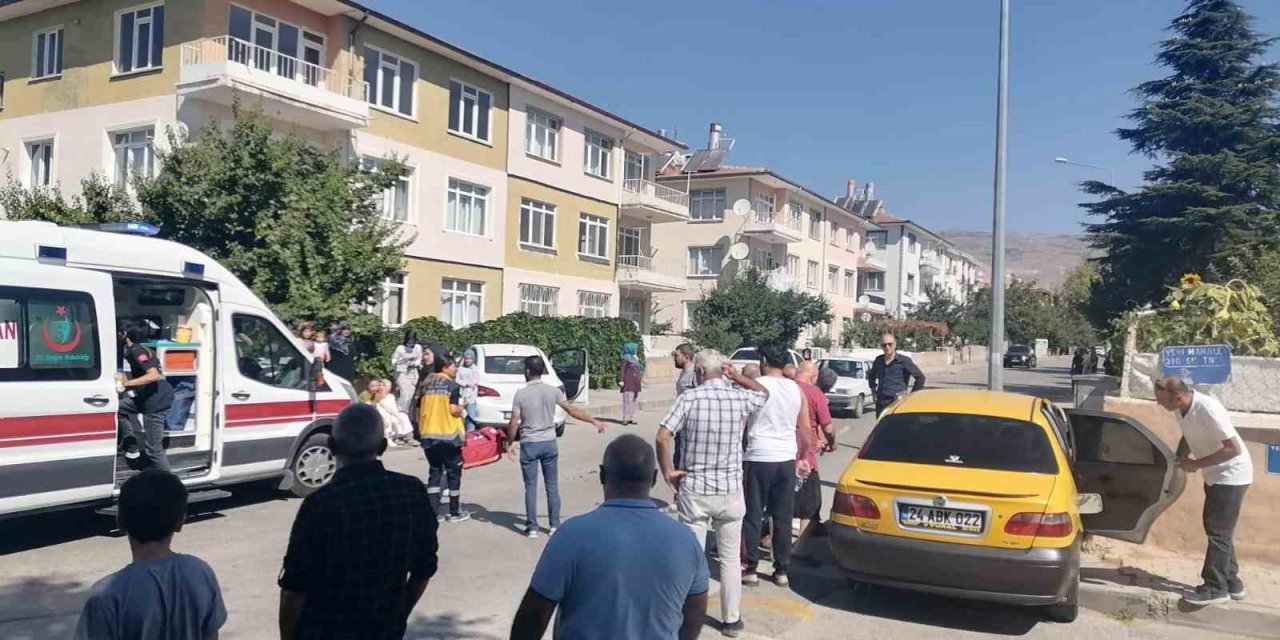 Erzincan’da trafik kazası: 3 yaralı