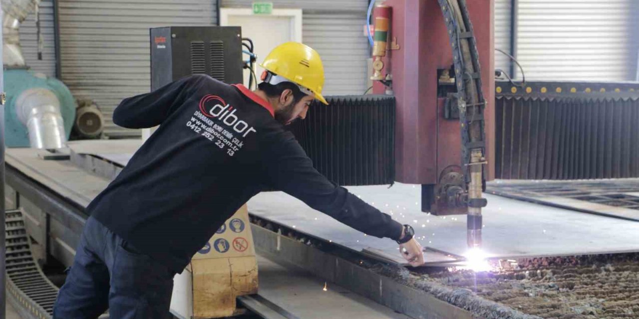Diyarbakır’da üretimi yapılan çelik boru birçok ülkeye ihraç edilecek