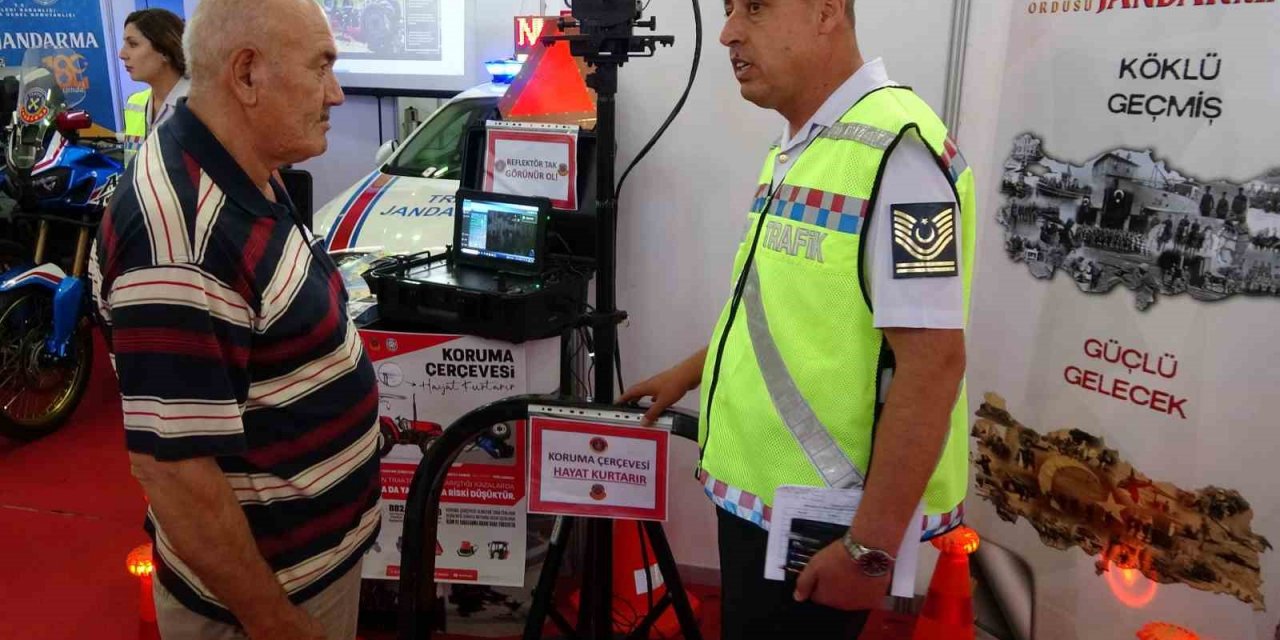 Jandarmadan güvenli traktör kullanımı uyarısı