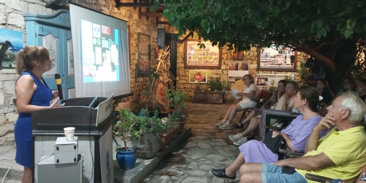 Aydın’da Kadıkalesi tarihi konuşuldu