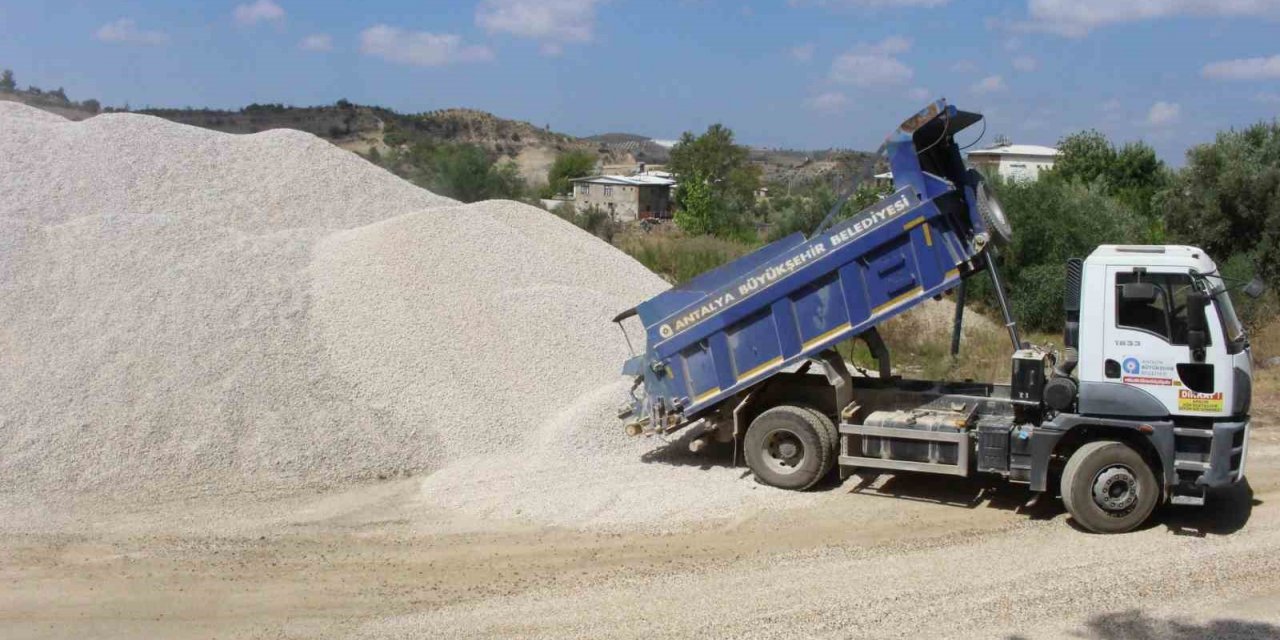 Belenobası-Gebece grup yolu asfaltında sona gelindi