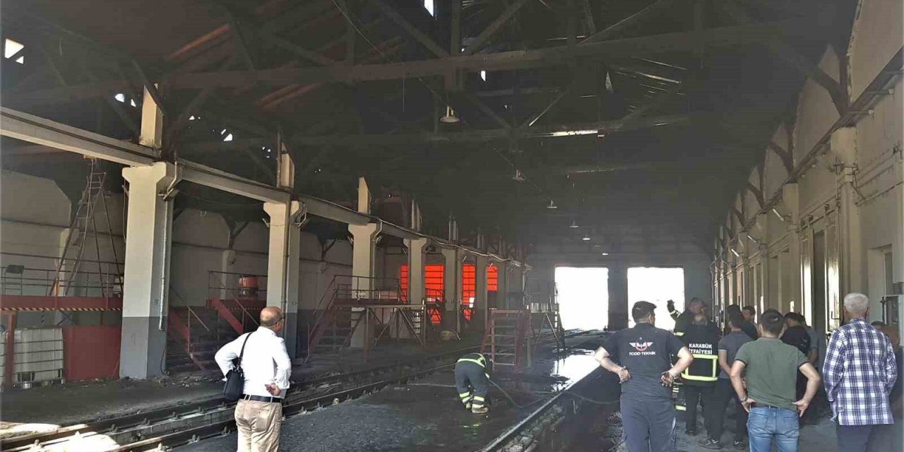 TCDD deposunda çıkan yangın büyümeden söndürüldü