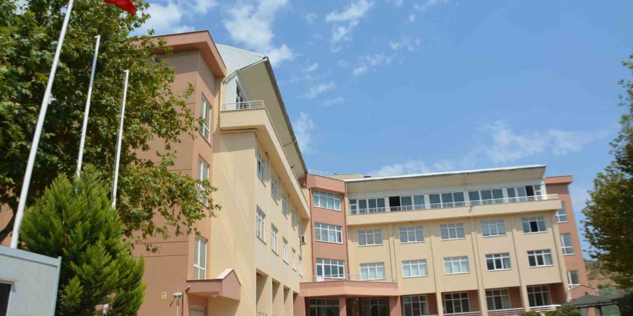 Söke İşletme Fakültesi’ne bu yıl 504 yeni öğrenci gelecek