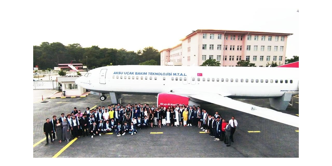 Uçak okulu öğrencilerinin YKS başarısı