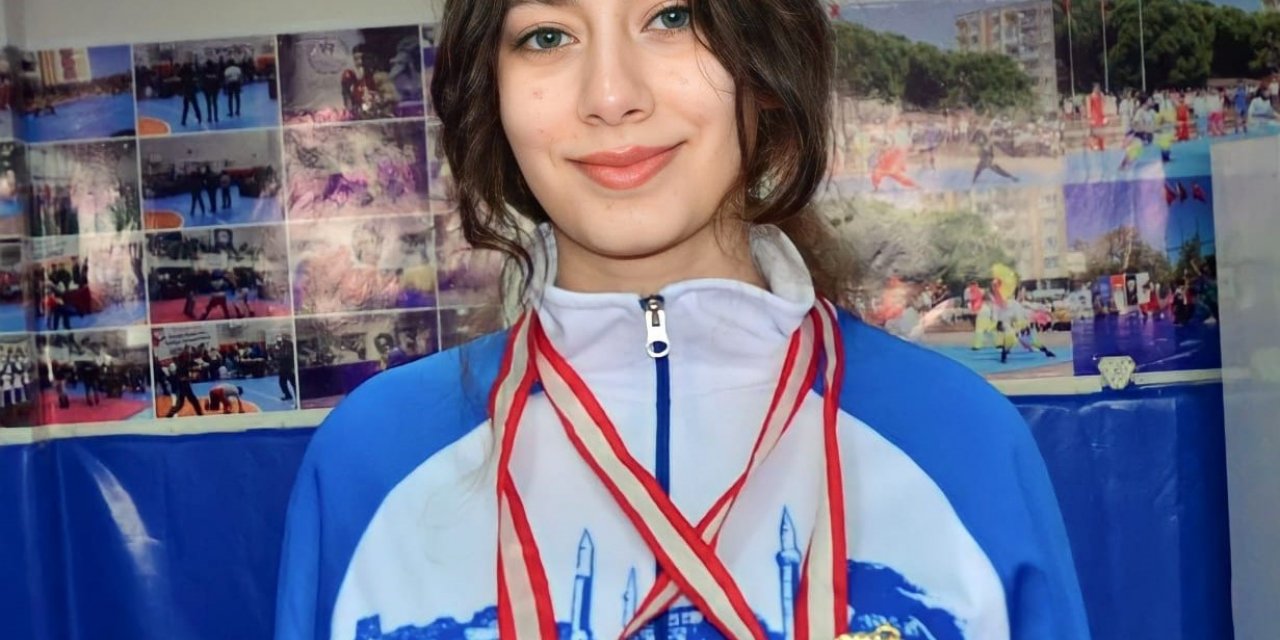 Yunusemreli Afra wushuda Balkan Şampiyonu