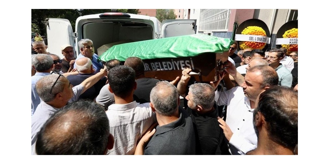 Balkondayken maganda kurşunuyla hayatını kaybeden adama acı veda