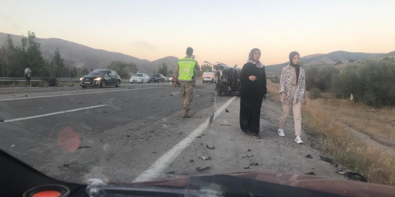 Gümüşhane’deki kazada yaralanan gelin ve annesi kurtarılamadı