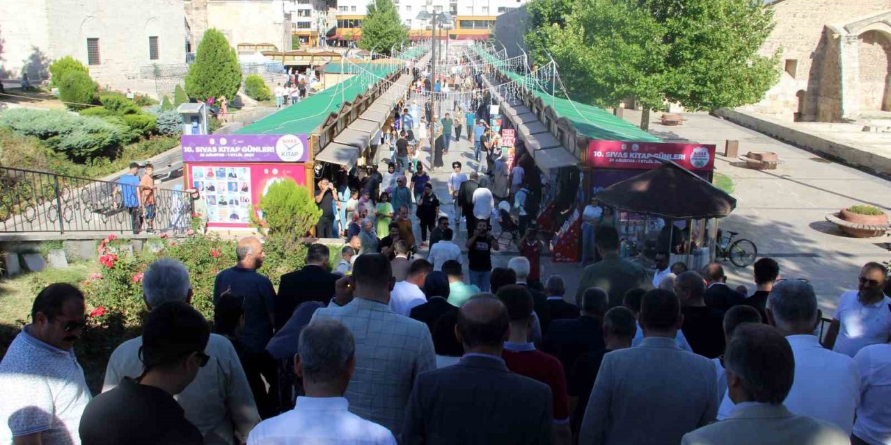 Sivas kitaba doyacak