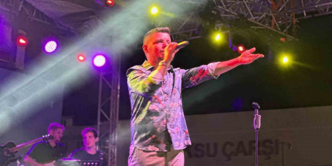 Esenyurt’ta gençlik festivali büyük bir coşkuyla başladı