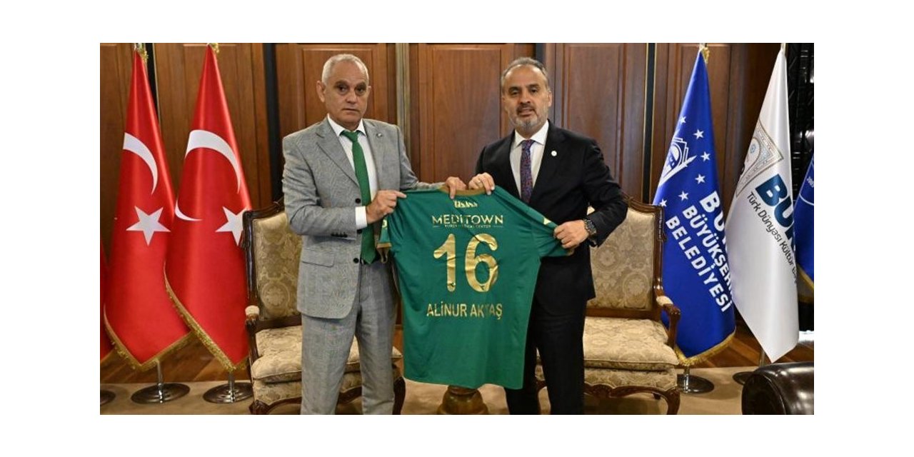 Bursaspor Kulübü, Alinur Aktaş’ı ziyaret etti