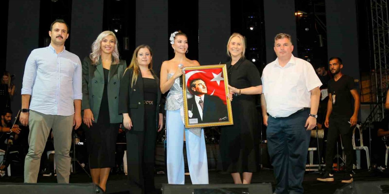 İzmir Kınık’ta 30 Ağustos ‘Zafer Konseri’ ile kutlandı