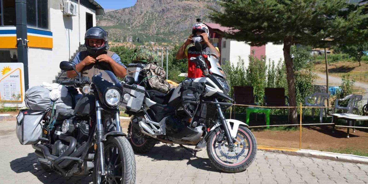 Rotalarını Beytüşşebap’a çeviren motorcular ilçeye hayran kaldı