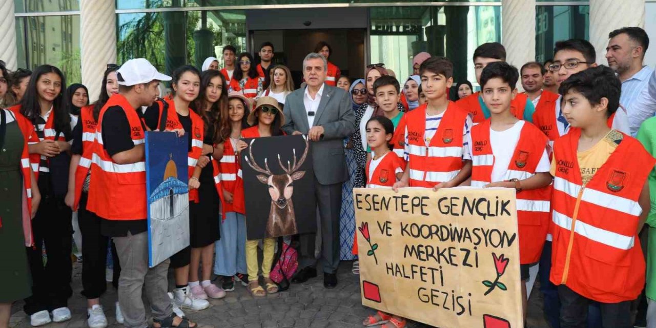 Gençler Halfeti gezisine katıldı