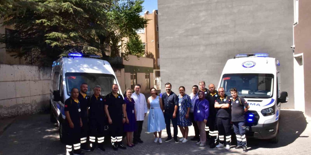ESOGÜ Hastanesi’nde 2 yeni ambulans hizmet vermeye başladı