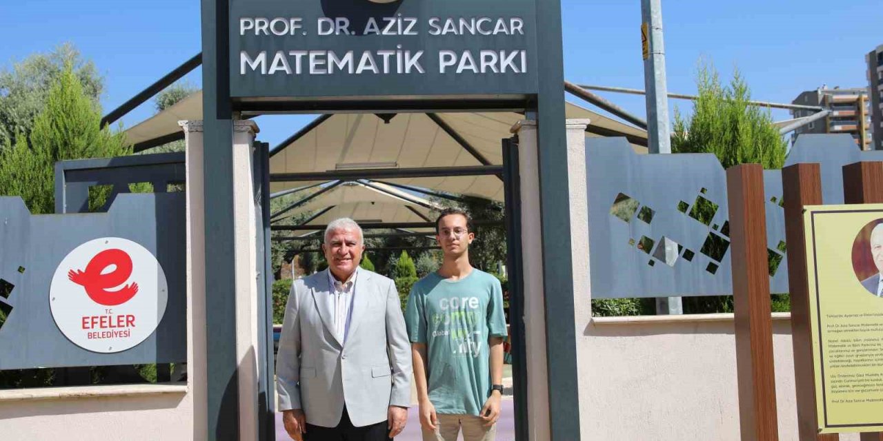 Başkan Atay, başarılı öğrenciyi ağırladı