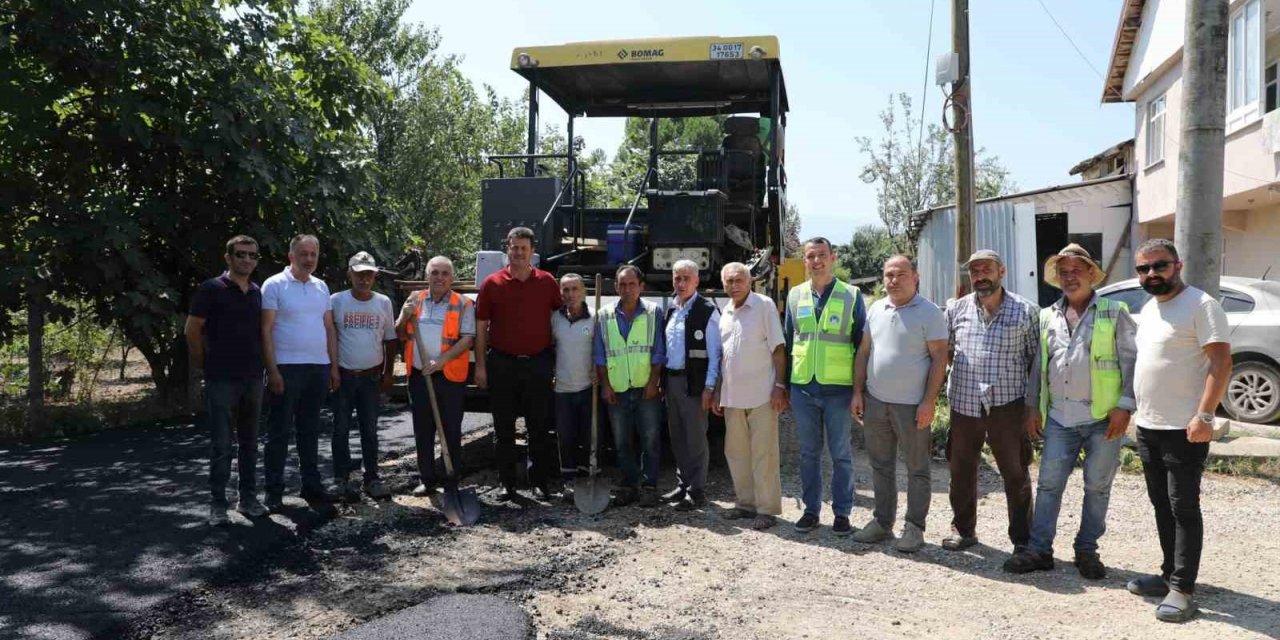 Akyazı’nın merkezi sokak sokak yenileniyor