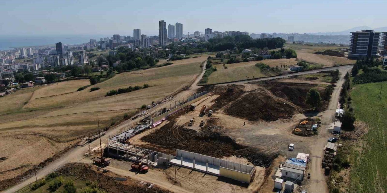 Samsun’a FİFA standartlarında 2 futbol sahası