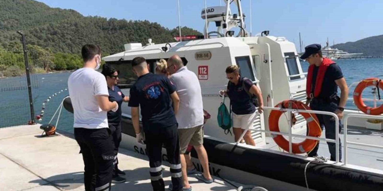 Sahil Güvenlikten Fethiye ve Marmaris’te tıbbi tahliye