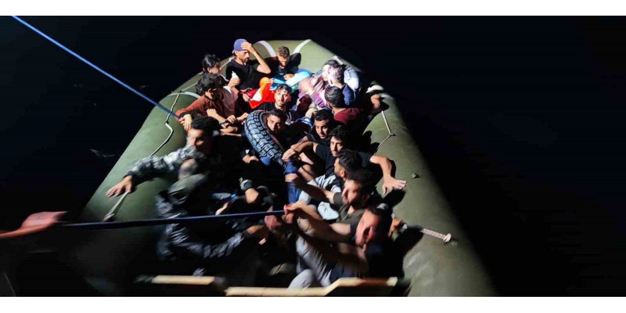 Bodrum’da 21 düzensiz göçmen kurtarıldı