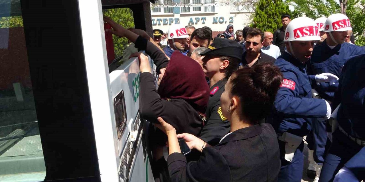 Şehit Buğra Çalgay son yolculuğuna uğurlanıyor