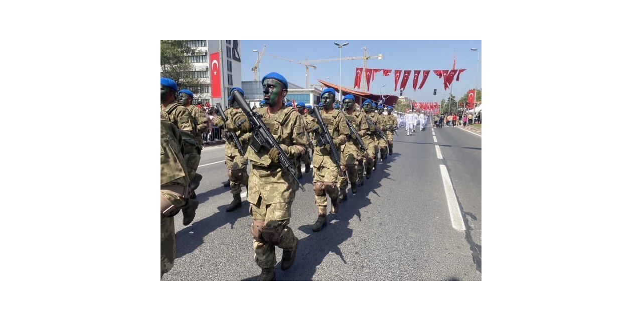 30 Ağustos Zafer Bayramı coşkusu Vatan Caddesi’nde yaşandı