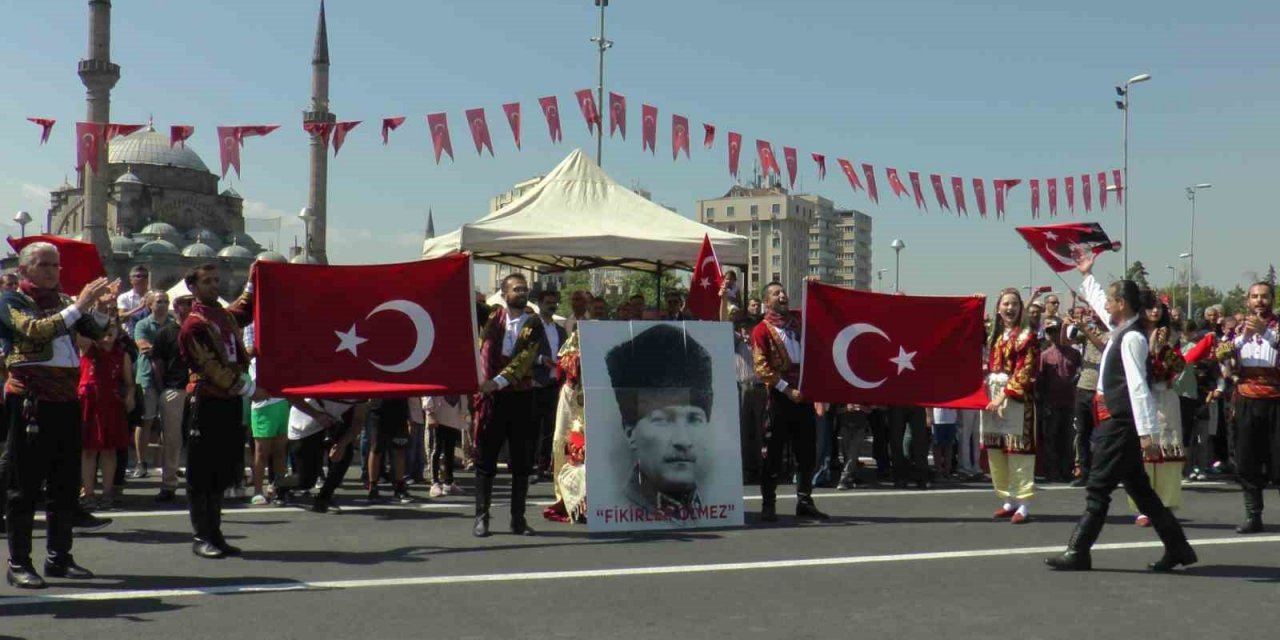 Kayseri’de 30 Ağustos coşkuyla kutlandı